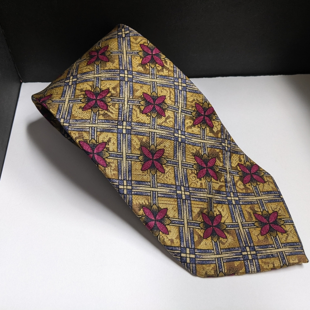 Nick Hilton Collection tie gold with red flowers and blue plaid